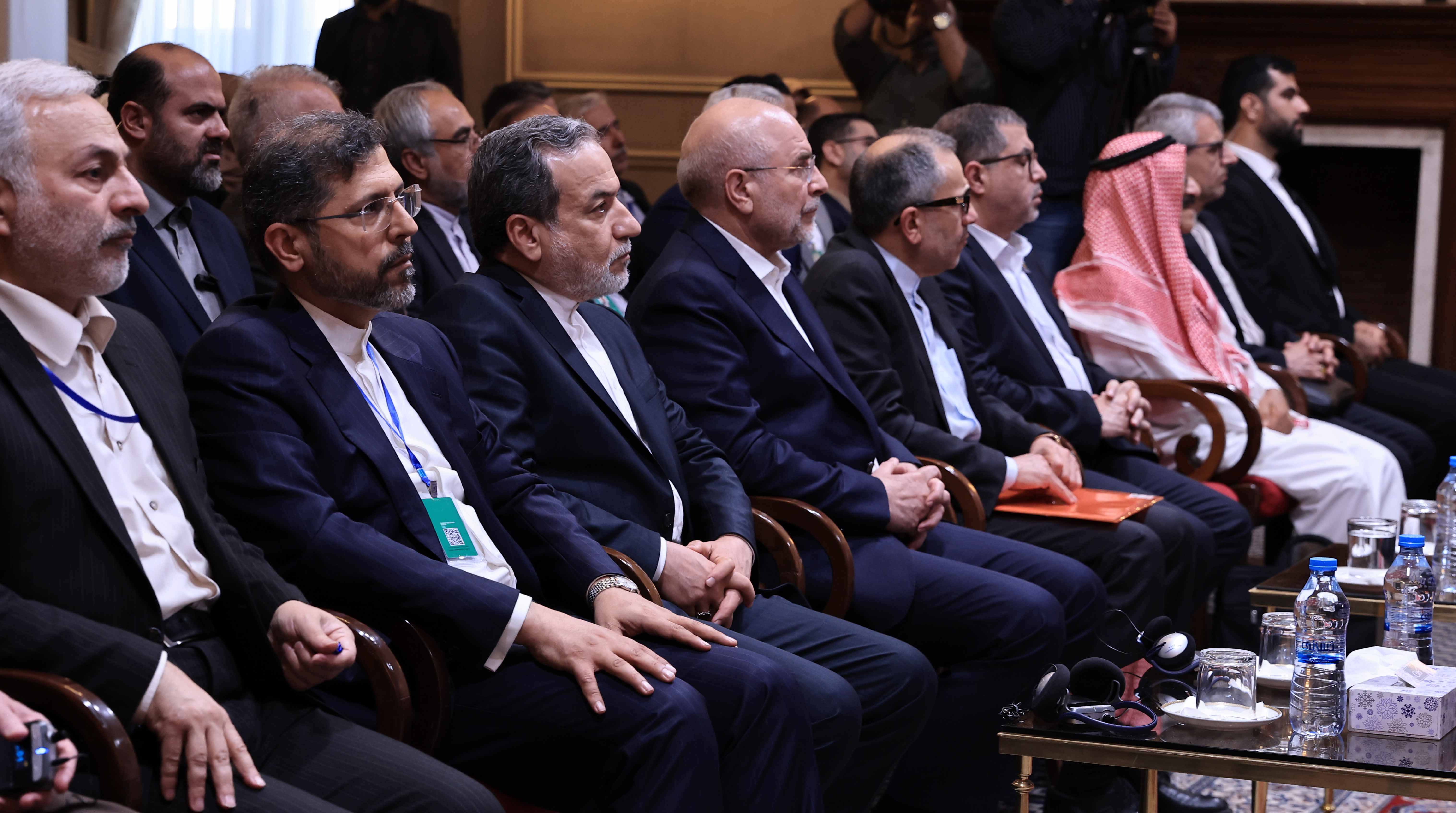 Top Iranian Officials Attend TDF Talks 